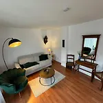 Neu - Im Winzergarten * ترابن ترارباخ