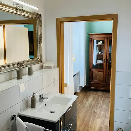 Neu - Im Winzergarten Apartmán *