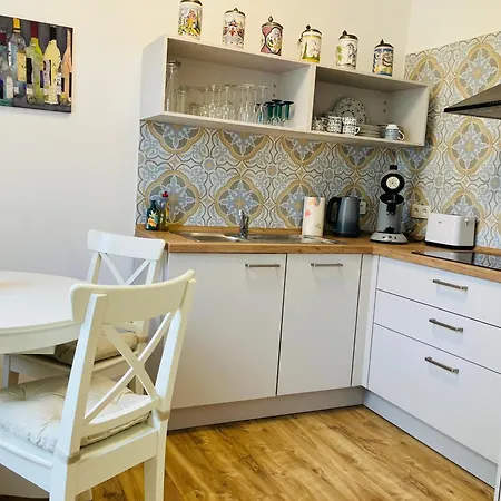 Neu - Im Winzergarten *